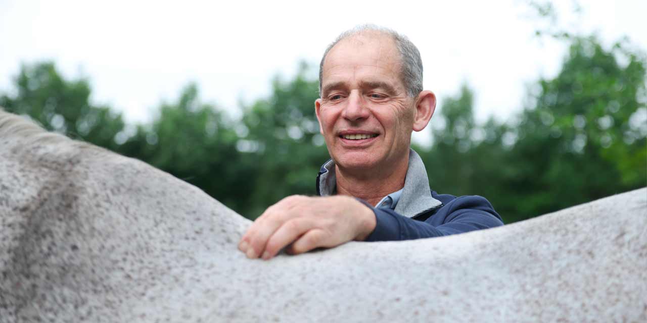 Dr. med. vet. Ralf Pellmann – Fachtierarzt für Pferde